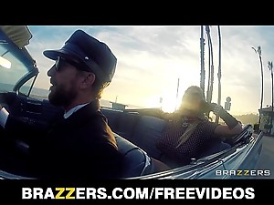 All American MILF Kelly Madison gets oiled