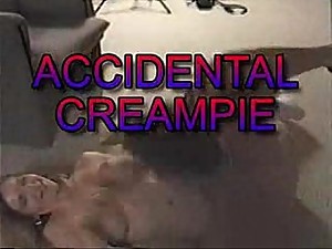 Creampie surprise in mature mom