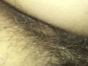 Decouvri son cul poilu