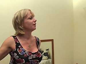 British Mom Cool Wake Up Call