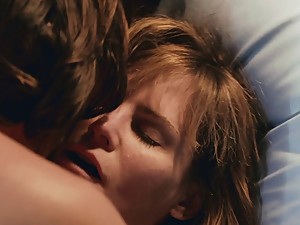 Jennifer Jason Leigh - The Moment