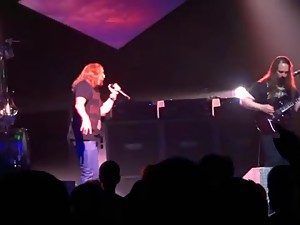 Girl sucking cock in a music concert! Epic